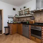 Lucija Villa *